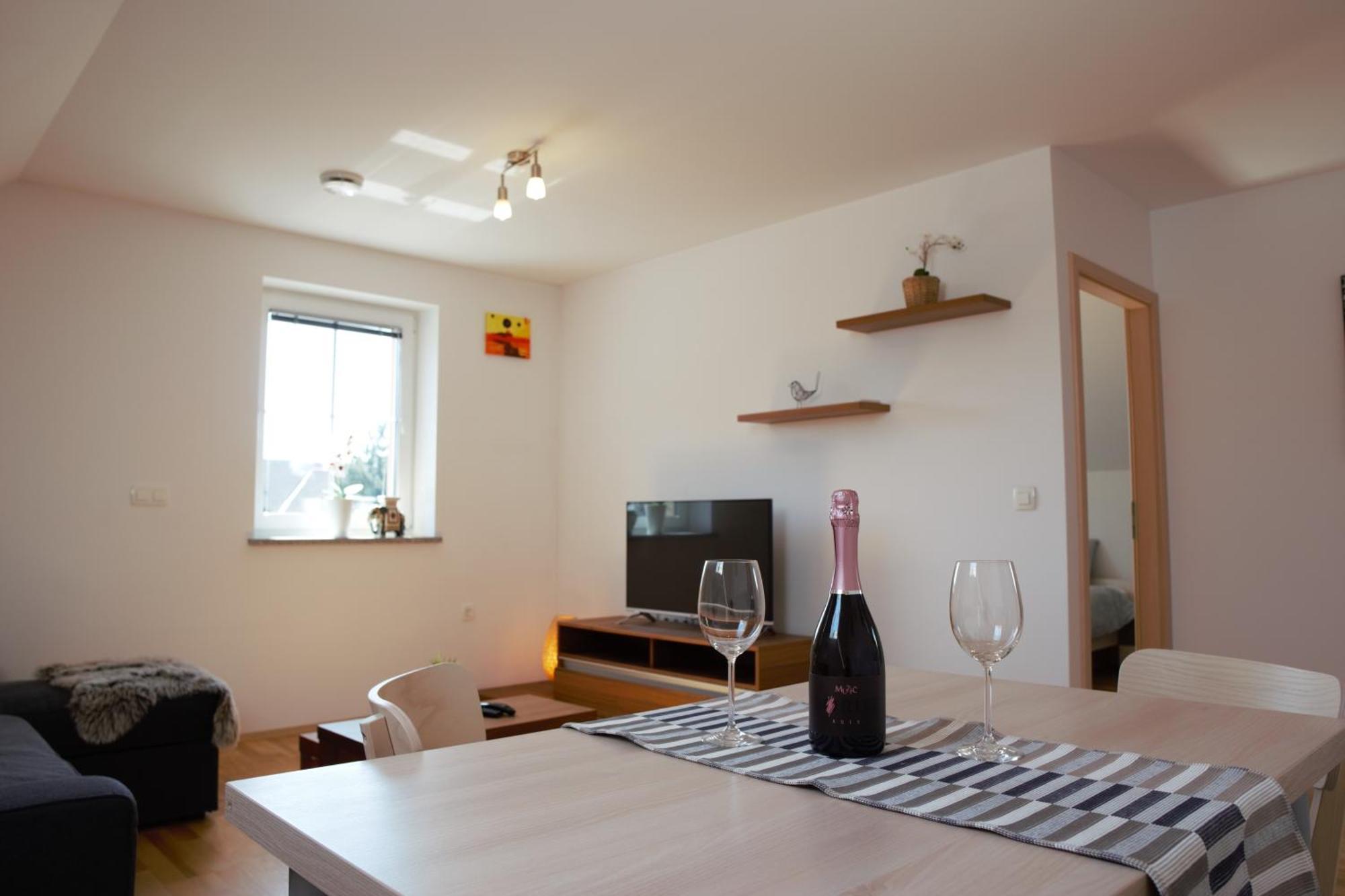 Domen'S Cozy Rentals Kranj Exteriér fotografie