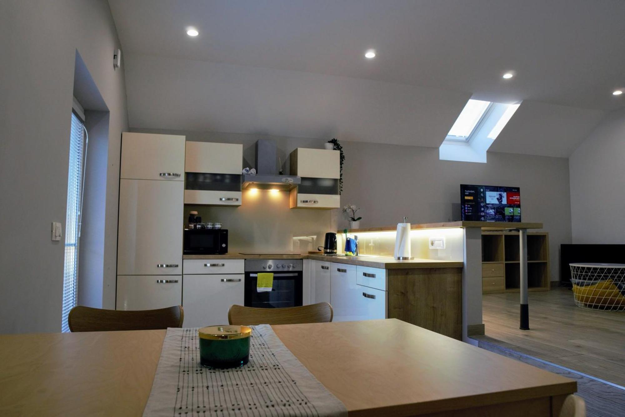 Domen'S Cozy Rentals Kranj Pokoj fotografie